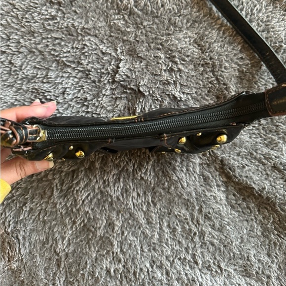 STEVE MADDEN Gold Studded Crossbody - Picture 6 of 9